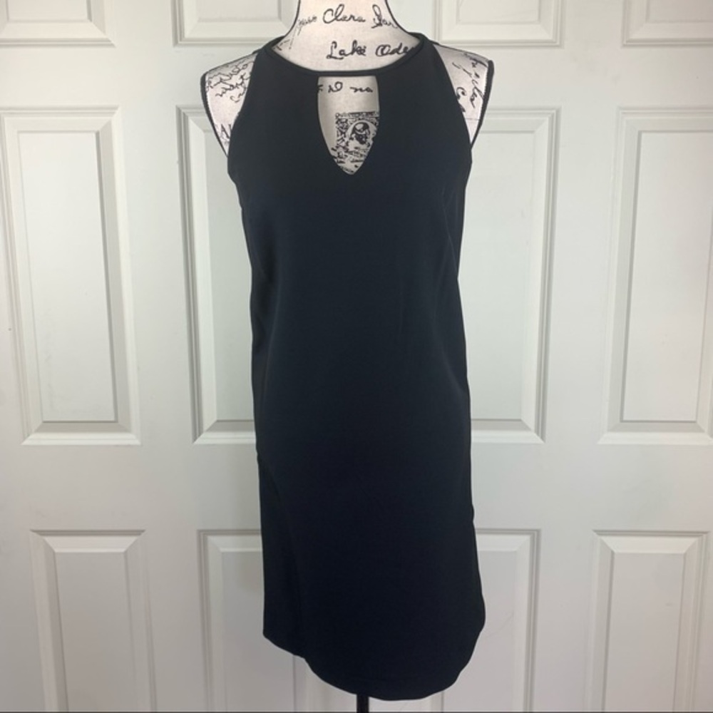 NWT Sharango NWT Body-Skimming V-Neck Keyhole Faux-Split Black Dress